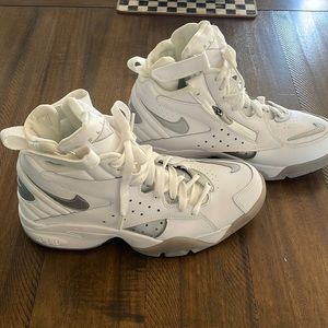 Brand New Nike Air Flight Maestro II LTD Men's